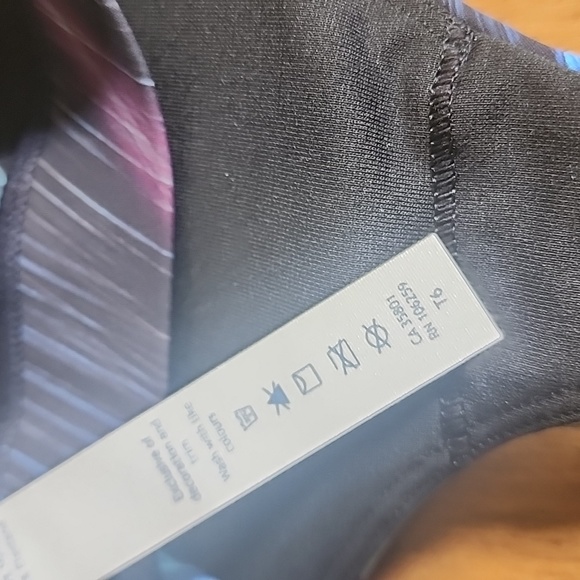 NWT Lululemon Energy Bra Nulux 8 print - Picture 8 of 8